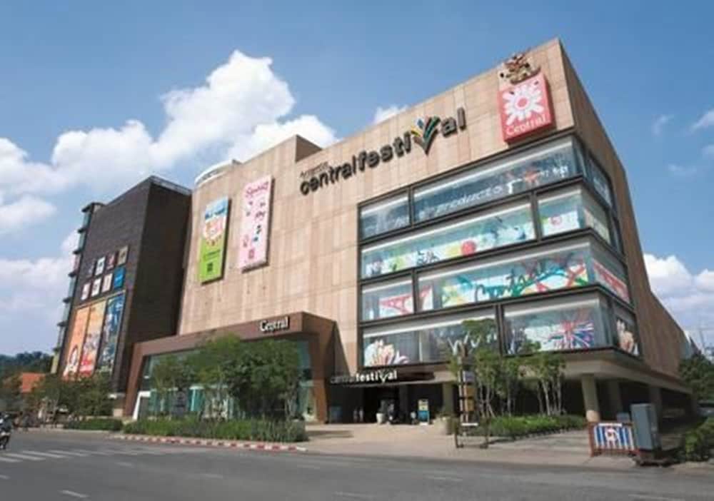 Long Beach Garden Hotel and Pavilions — Hotel building in Pattaya, Chonburi