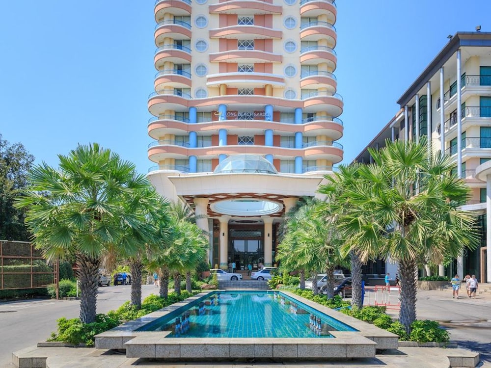 Long Beach Garden Hotel and Pavilions — Hotel building in Pattaya, Chonburi