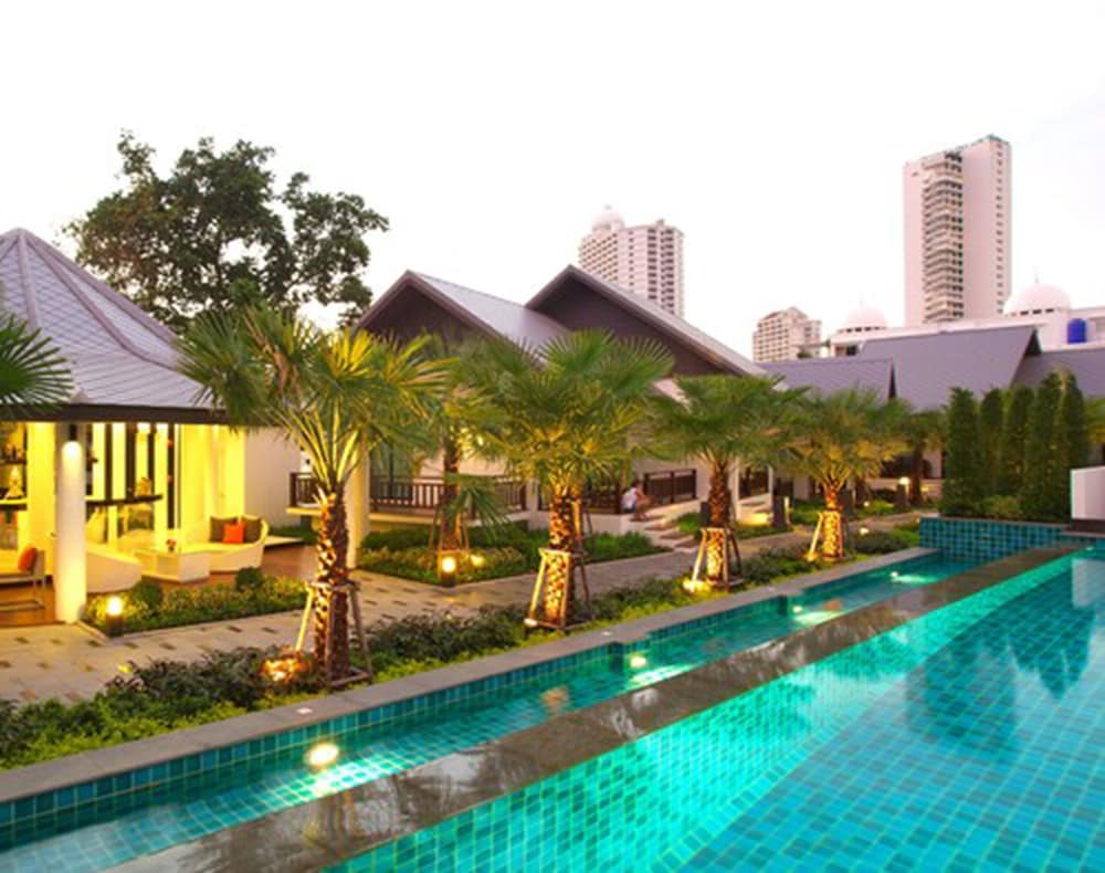 Long Beach Garden Hotel and Pavilions — Swimming pool in Pattaya, Chonburi