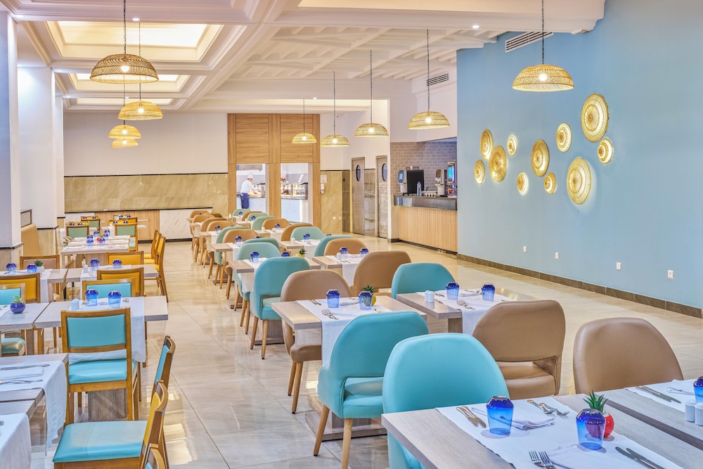TUI BLUE Manar – All Inclusive — Restaurant & bars in Hammamet, Nabeul
