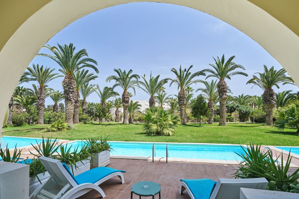 TUI BLUE Manar – All Inclusive — Swimming pool in Hammamet, Nabeul