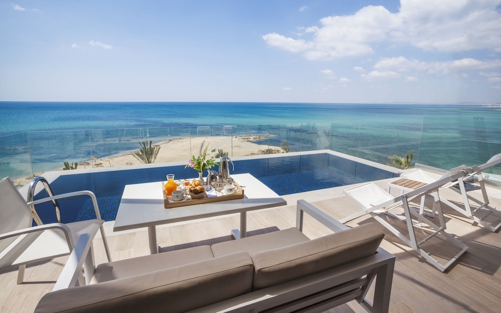 La Badira - Adults Only — Swimming pool in Hammamet, Nabeul