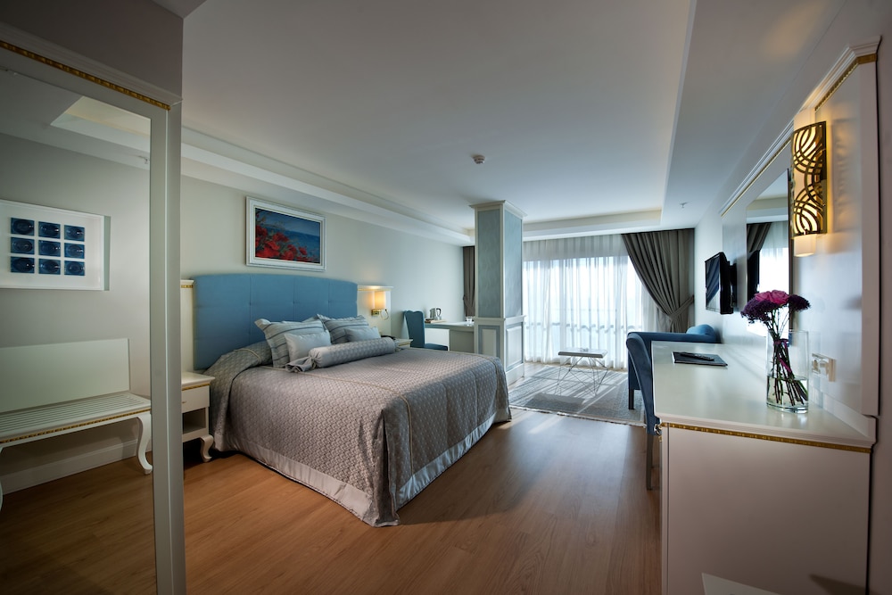 Prime Hotel — Hotel rooms in Antalya