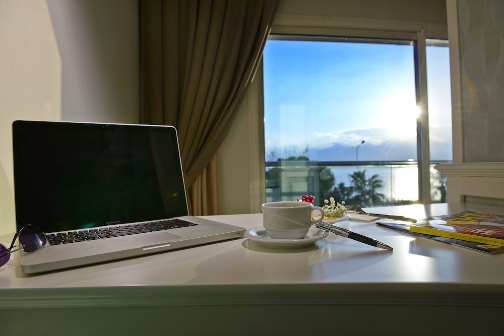 Prime Hotel — Hotel rooms in Antalya