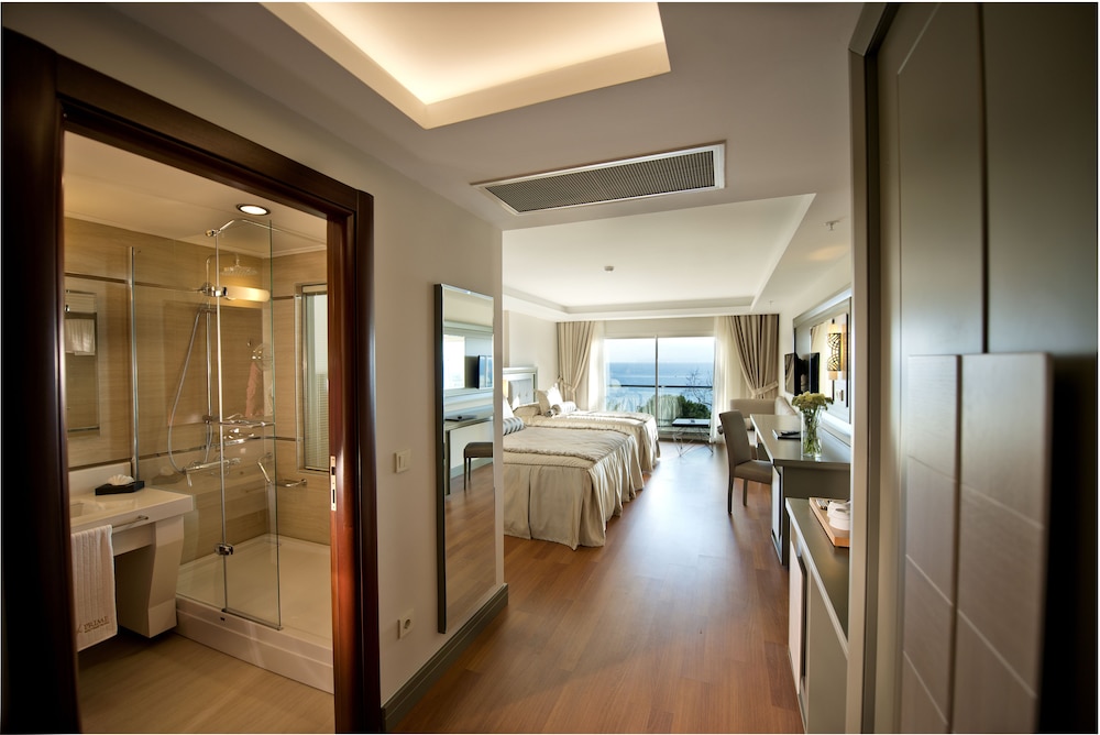 Prime Hotel — Hotel rooms in Antalya