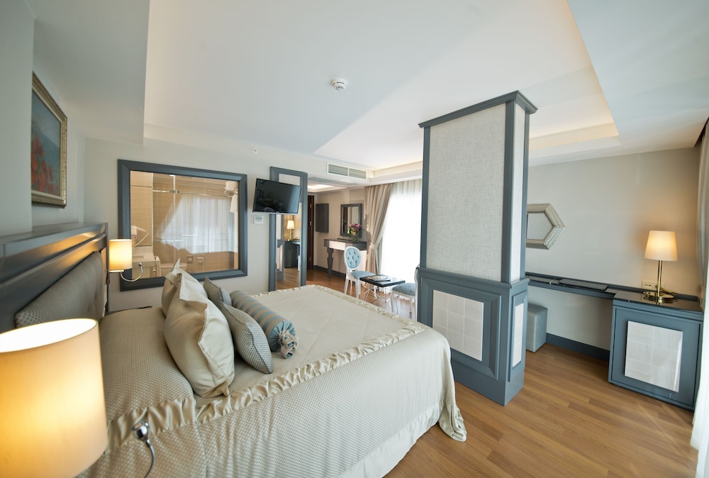 Prime Hotel — Hotel rooms in Antalya