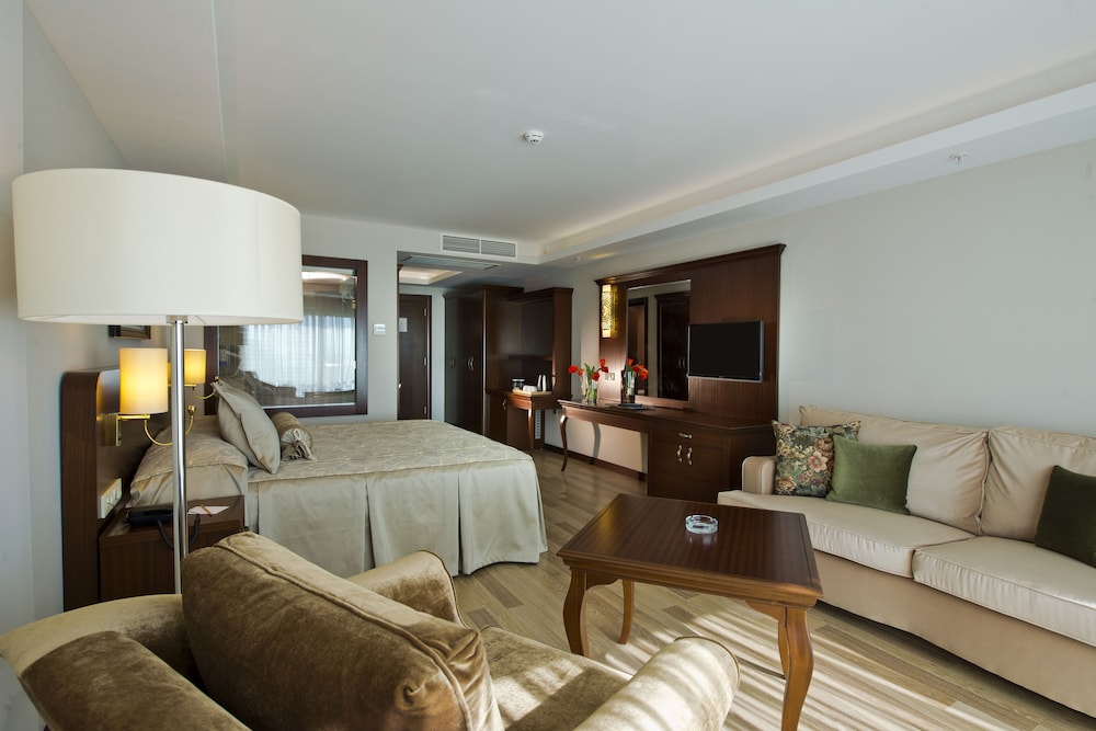 Prime Hotel — Hotel rooms in Antalya