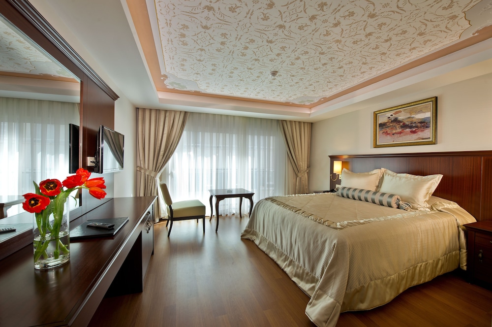 Prime Hotel — Hotel rooms in Antalya