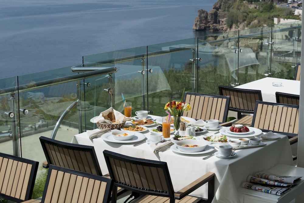 Prime Hotel — Restaurant & bars in Antalya