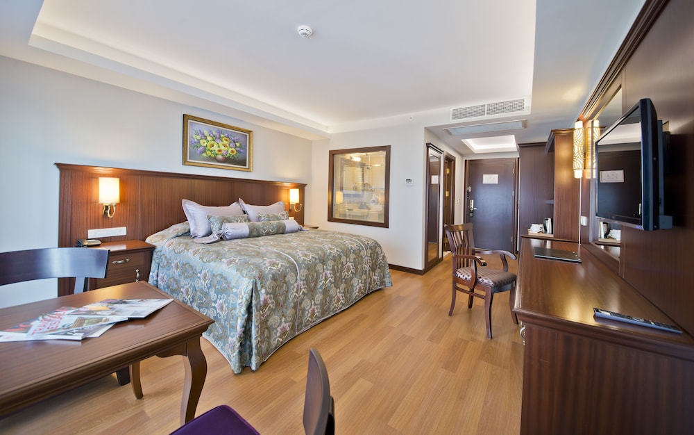 Prime Hotel — Hotel rooms in Antalya