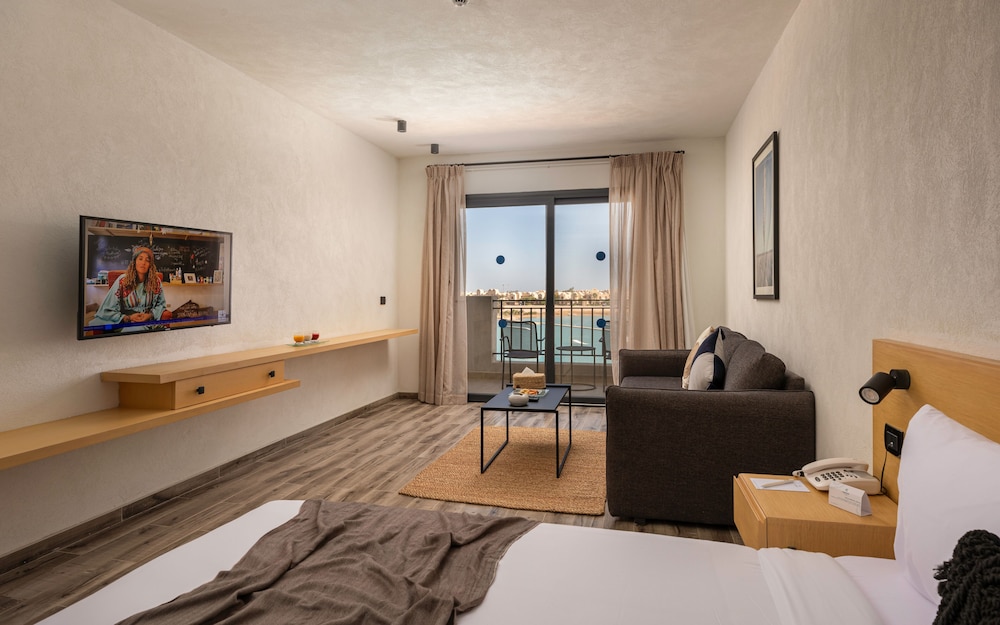 Creek Hotel and Residences El Gouna — Hotel rooms in El Gouna, Red Sea
