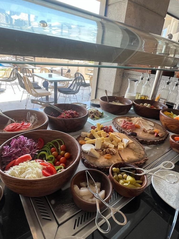 Creek Hotel and Residences El Gouna — Restaurant & bars in El Gouna, Red Sea