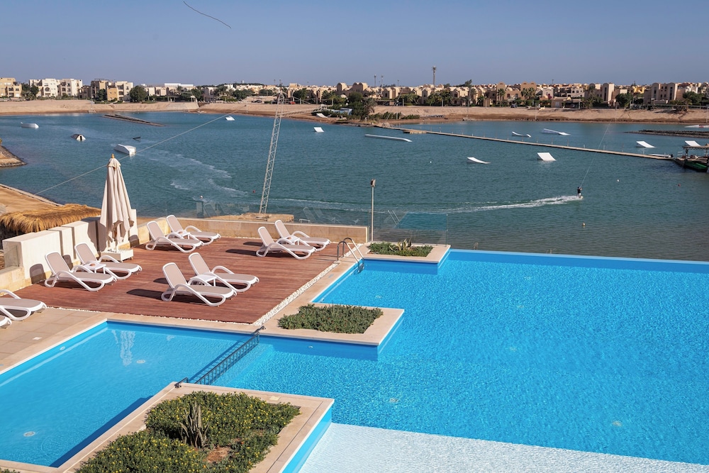 Creek Hotel and Residences El Gouna — Swimming pool in El Gouna, Red Sea