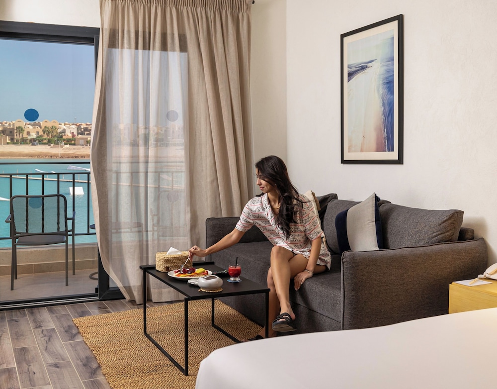 Creek Hotel and Residences El Gouna — Hotel rooms in El Gouna, Red Sea