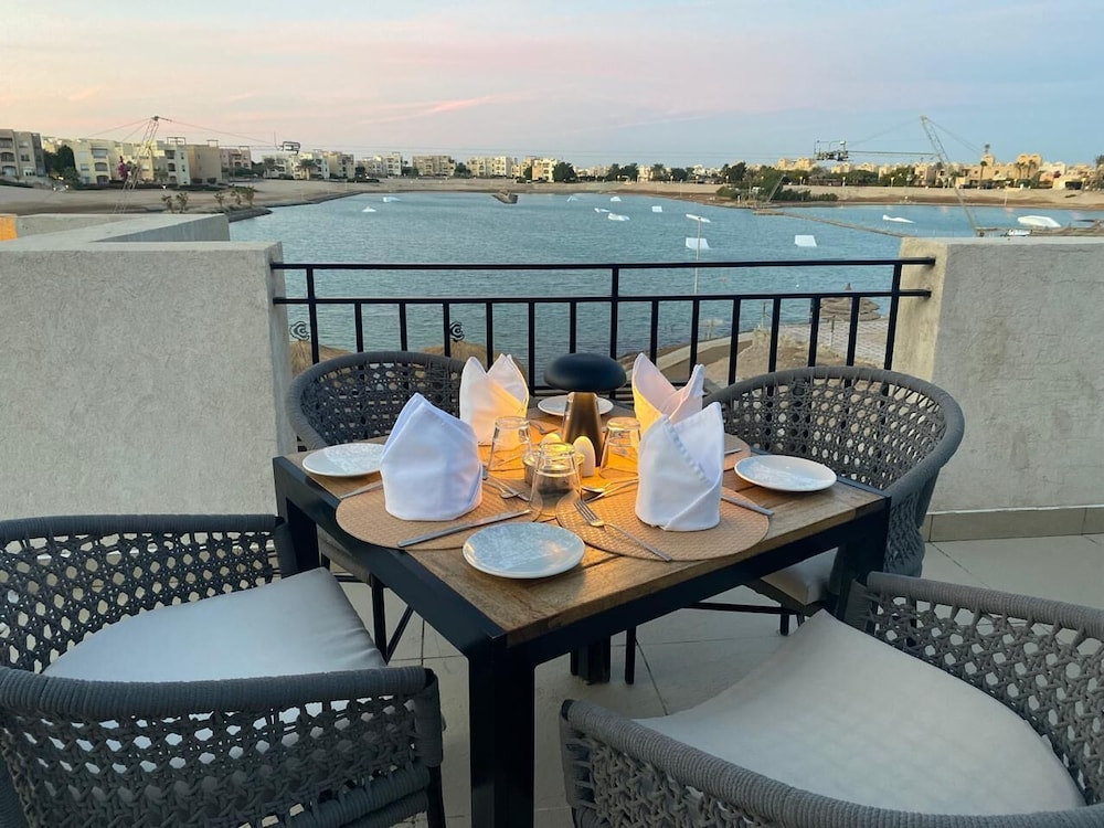 Creek Hotel and Residences El Gouna — Restaurant & bars in El Gouna, Red Sea