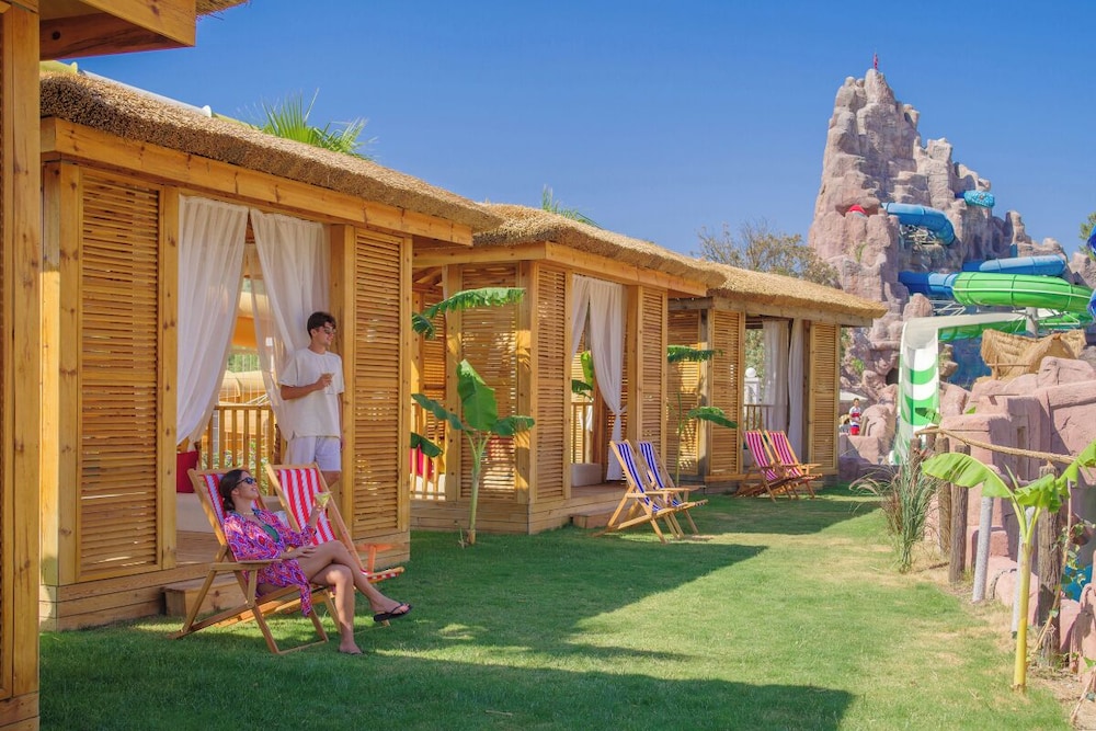 Orka World Hotel & Aquapark — Hotel building in Fethiye, Mugla