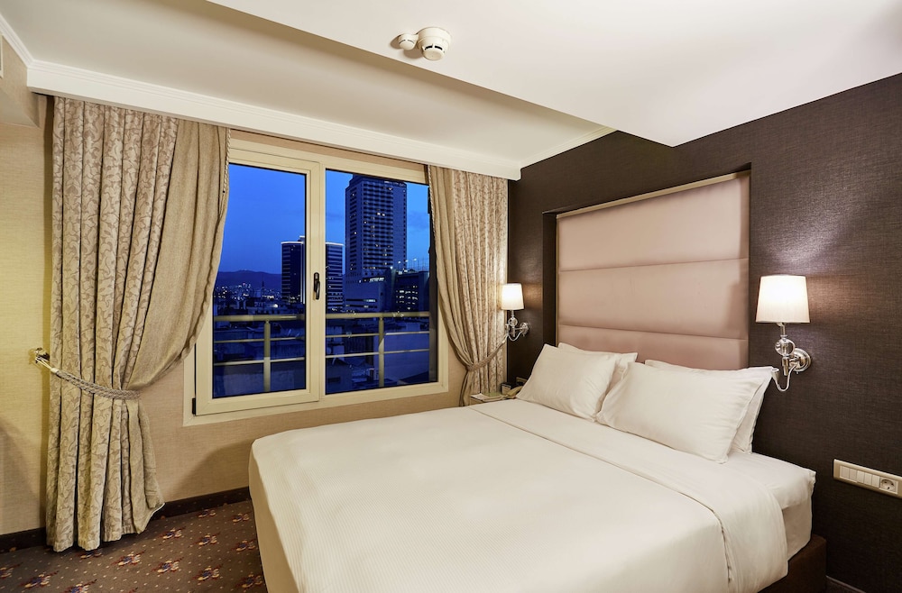 Doubletree By Hilton Hotel Izmir - Alsancak - zdjęcie 3