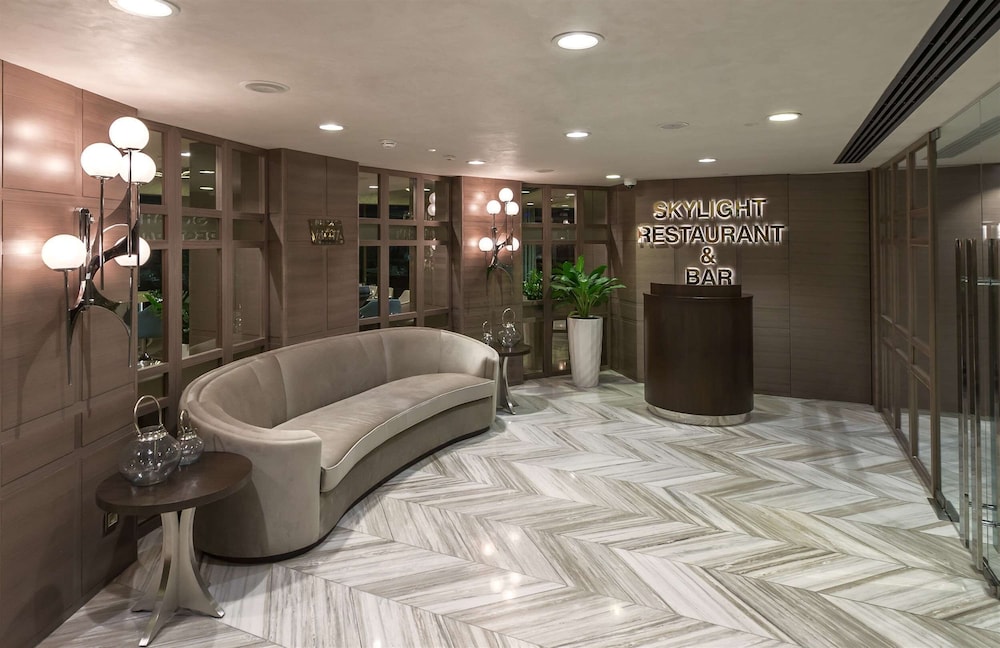 Hilton Istanbul Kozyatagi — Restaurant & bars in Istanbul, Istanbul