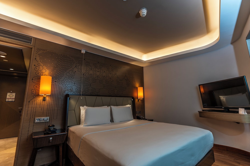 Hilton Istanbul Kozyatagi — Hotel rooms in Istanbul, Istanbul
