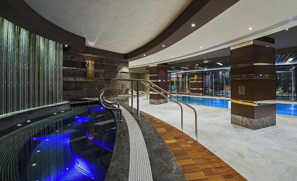 Hilton Istanbul Kozyatagi — Spa in Istanbul, Istanbul