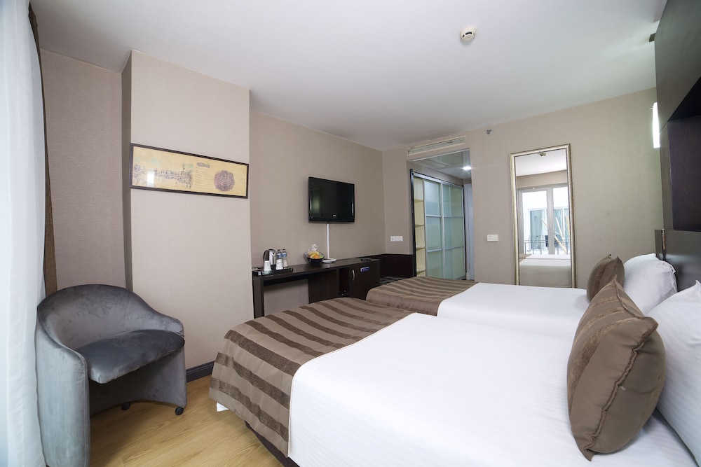 The Hotel Beyaz Saray - Grand Bazaar — Hotel rooms in Istanbul, Istanbul