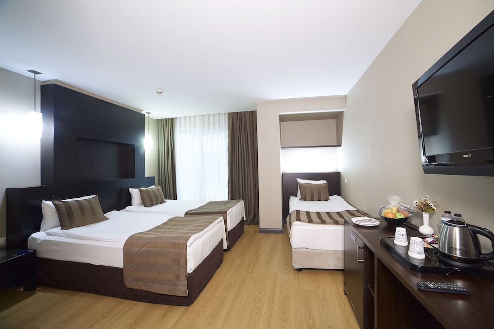 The Hotel Beyaz Saray - Grand Bazaar — Hotel rooms in Istanbul, Istanbul