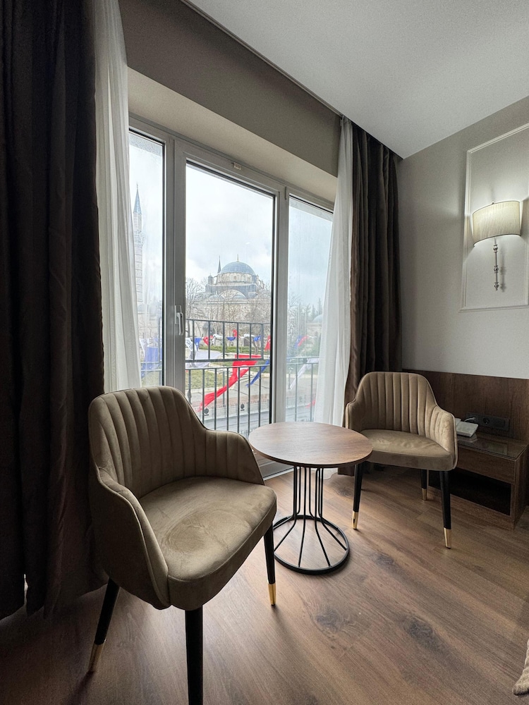 The Hotel Beyaz Saray - Grand Bazaar — Hotel rooms in Istanbul, Istanbul