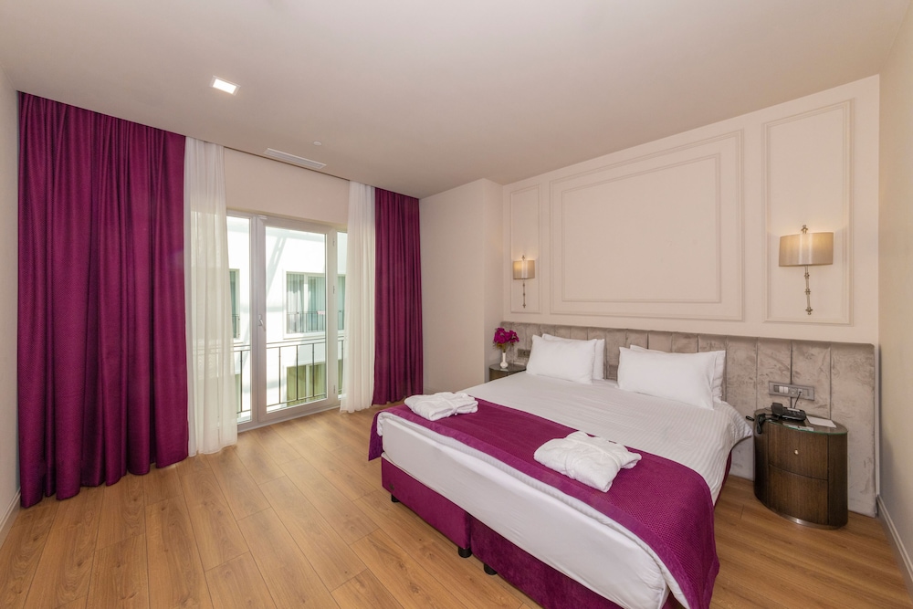 The Hotel Beyaz Saray - Grand Bazaar — Hotel rooms in Istanbul, Istanbul