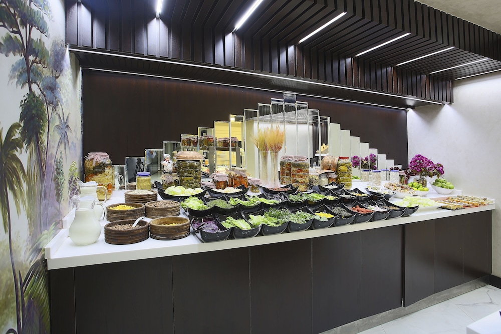 The Hotel Beyaz Saray - Grand Bazaar — Restaurant & bars in Istanbul, Istanbul