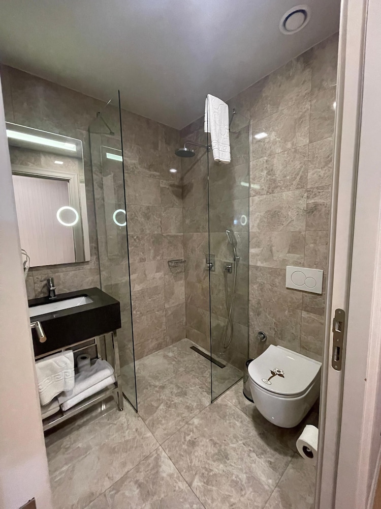 The Hotel Beyaz Saray - Grand Bazaar — Hotel rooms in Istanbul, Istanbul