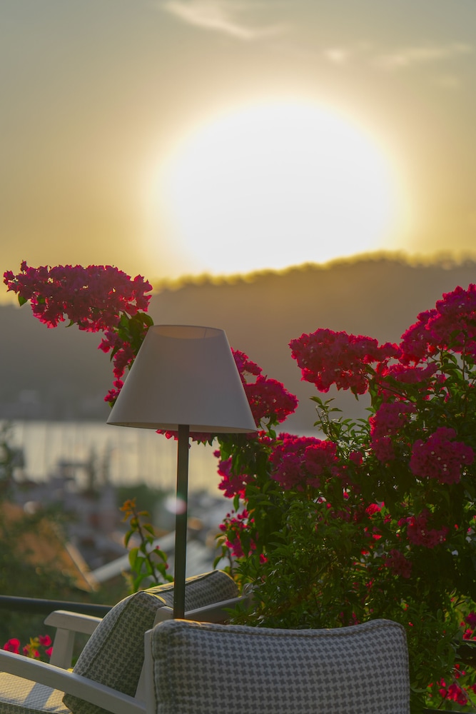 Hotel Unique - Boutique Class - Adults Only — Restaurant & bars in Fethiye, Mugla