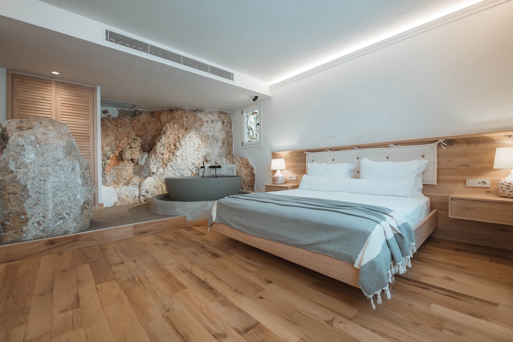 Hotel Unique - Boutique Class - Adults Only — Hotel rooms in Fethiye, Mugla