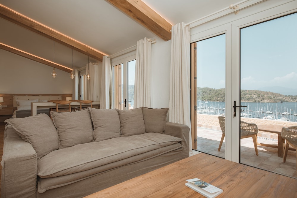 Hotel Unique - Boutique Class - Adults Only — Hotel rooms in Fethiye, Mugla