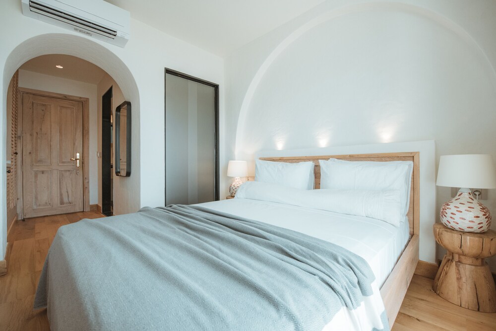 Hotel Unique - Boutique Class - Adults Only — Hotel rooms in Fethiye, Mugla