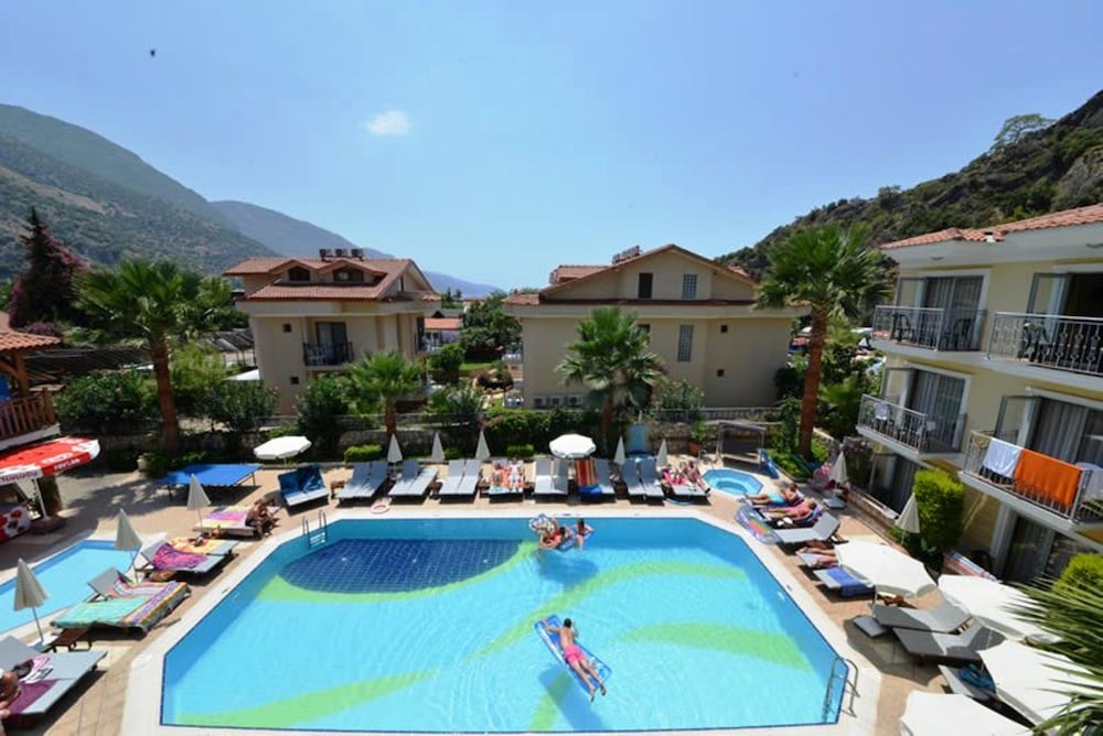 Villa Beldeniz — Swimming pool in Fethiye, Mugla