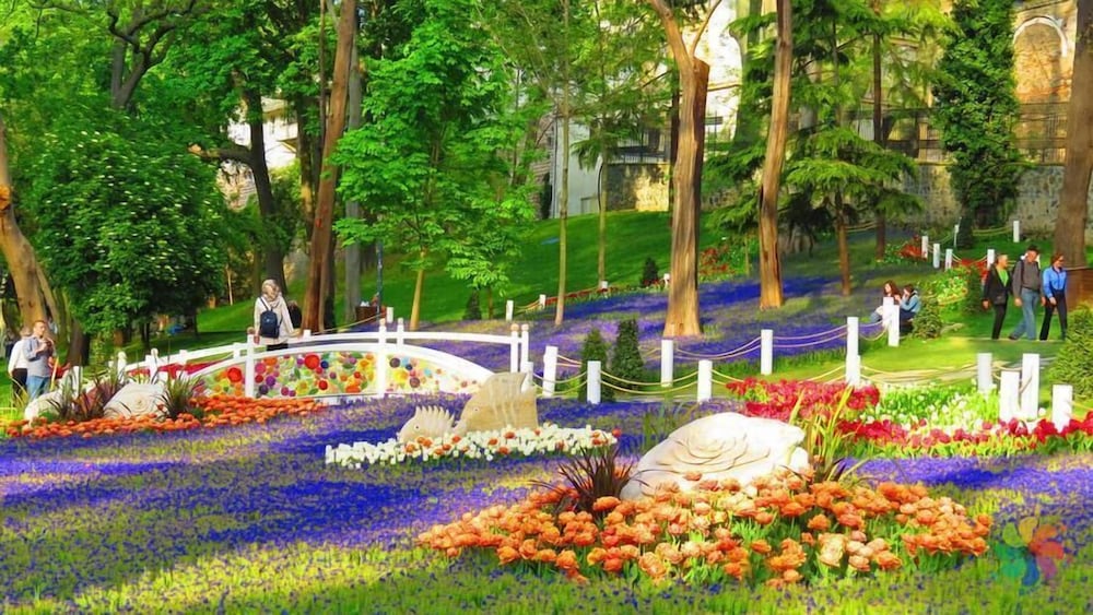 Skalion Hotel — Attractions in the area in Istanbul, Istanbul