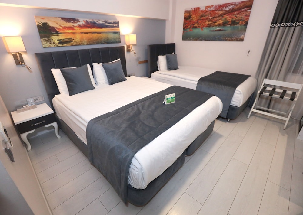Skalion Hotel — Hotel rooms in Istanbul, Istanbul