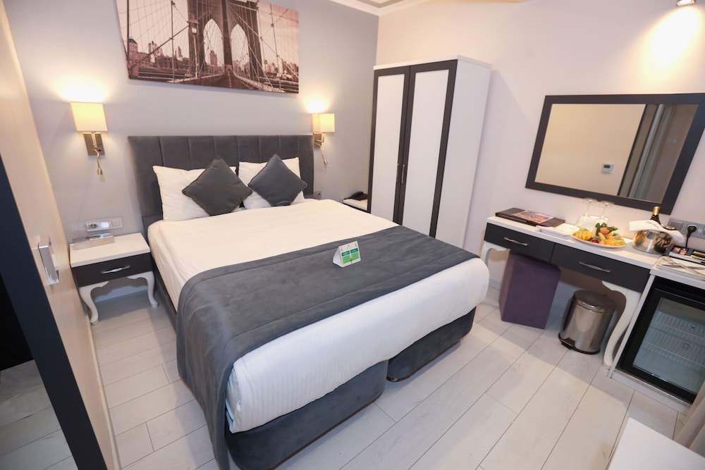 Skalion Hotel — Hotel rooms in Istanbul, Istanbul