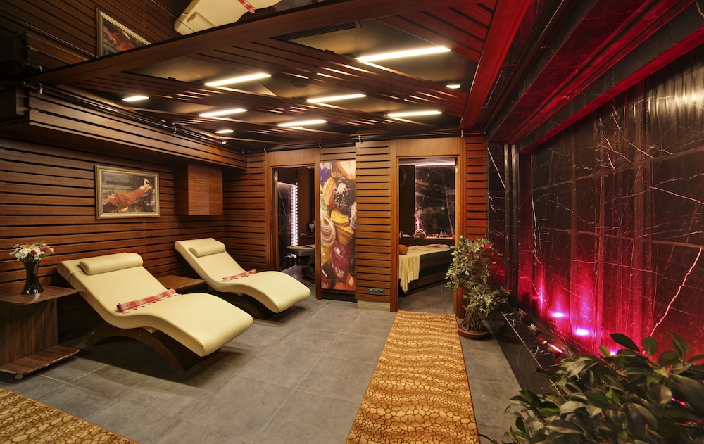 Skalion Hotel — Spa in Istanbul, Istanbul