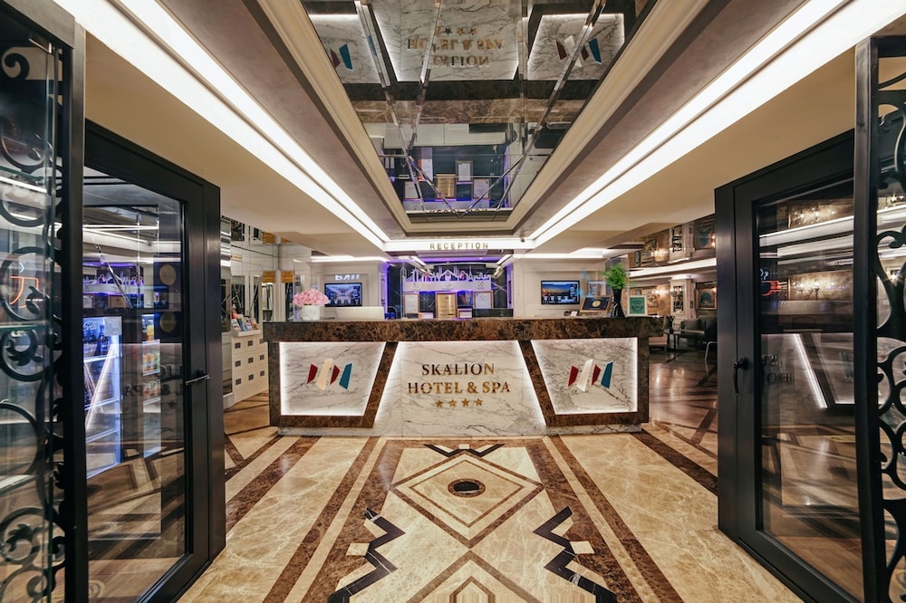 Skalion Hotel — Hotel building in Istanbul, Istanbul