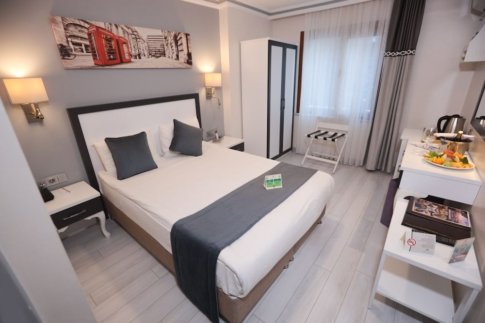 Skalion Hotel — Hotel rooms in Istanbul, Istanbul