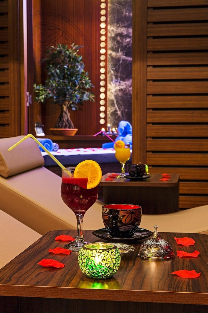 Skalion Hotel — Spa in Istanbul, Istanbul