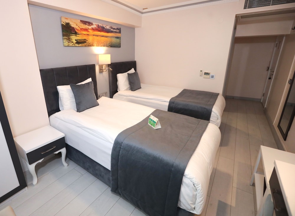 Skalion Hotel — Hotel rooms in Istanbul, Istanbul