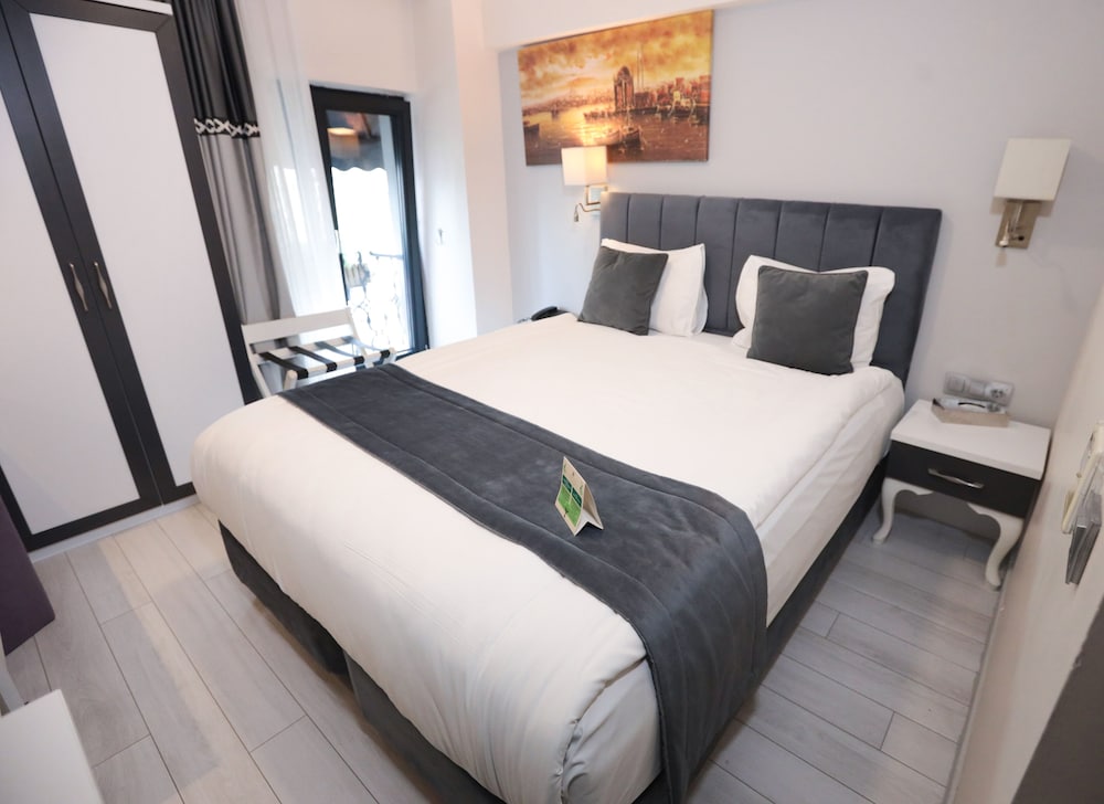 Skalion Hotel — Hotel rooms in Istanbul, Istanbul
