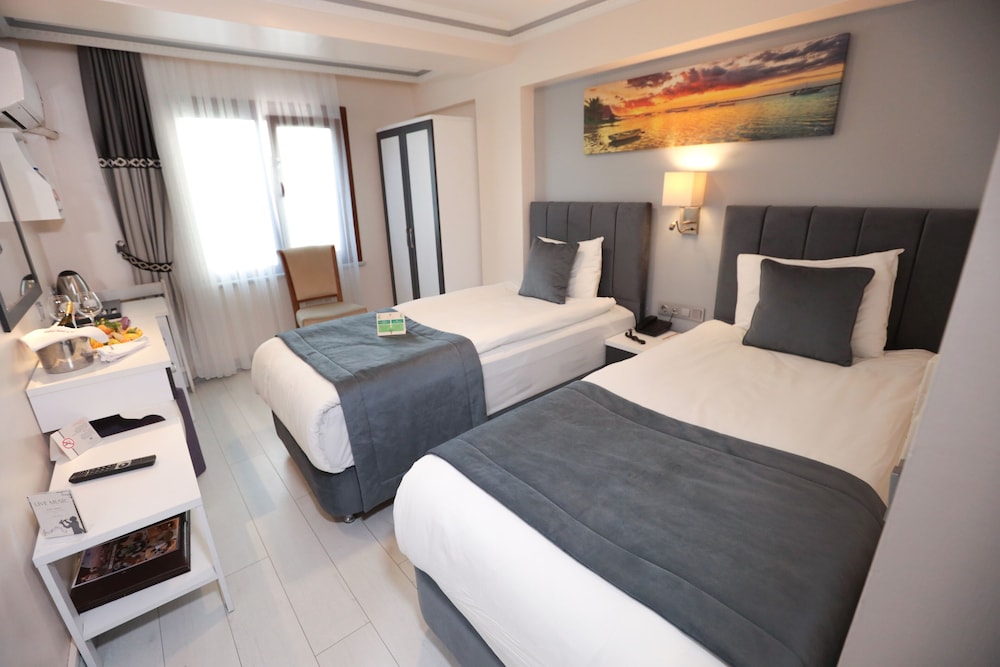 Skalion Hotel — Hotel rooms in Istanbul, Istanbul