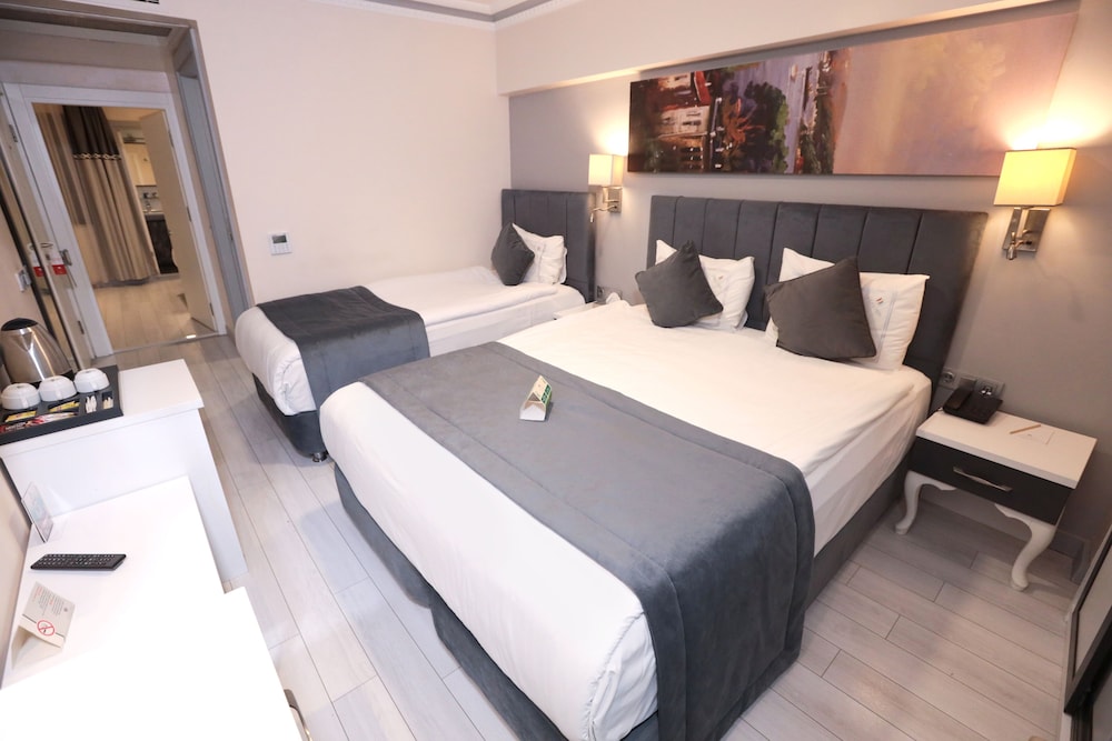 Skalion Hotel — Hotel rooms in Istanbul, Istanbul