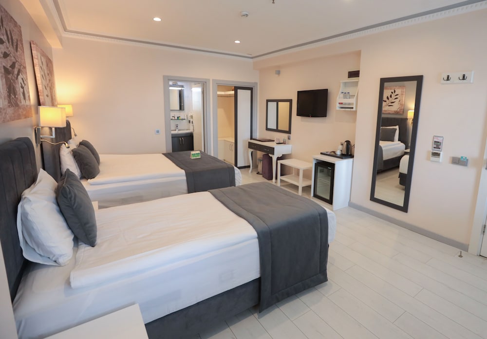 Skalion Hotel — Hotel rooms in Istanbul, Istanbul