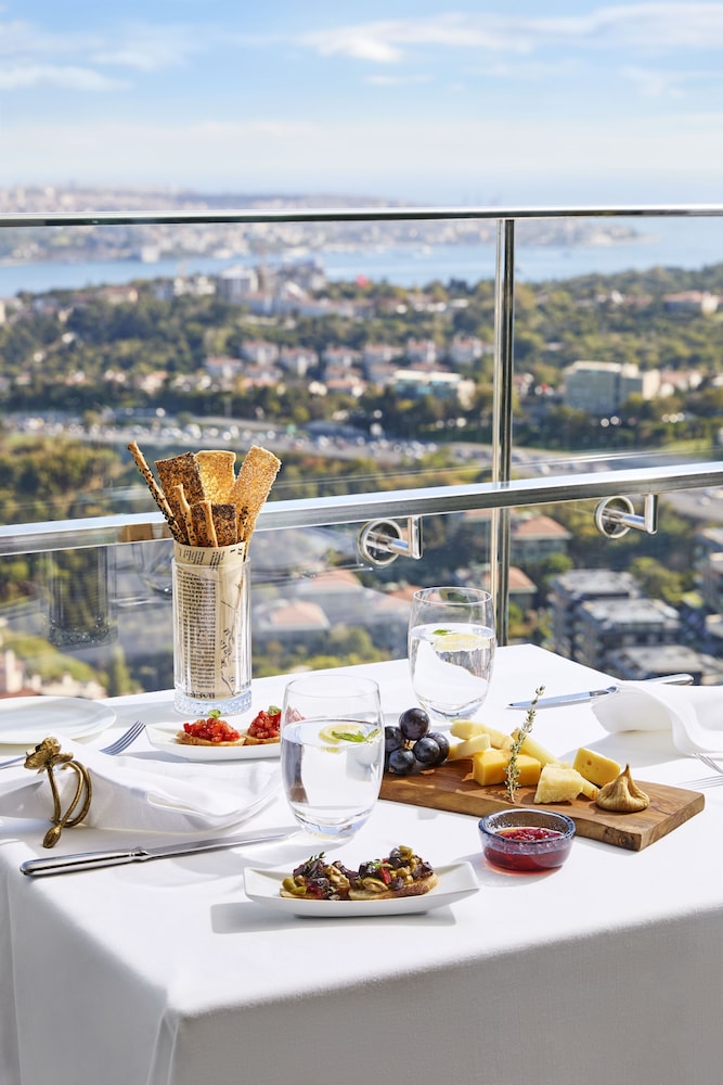 Raffles Istanbul — Restaurant & bars in Istanbul, Istanbul