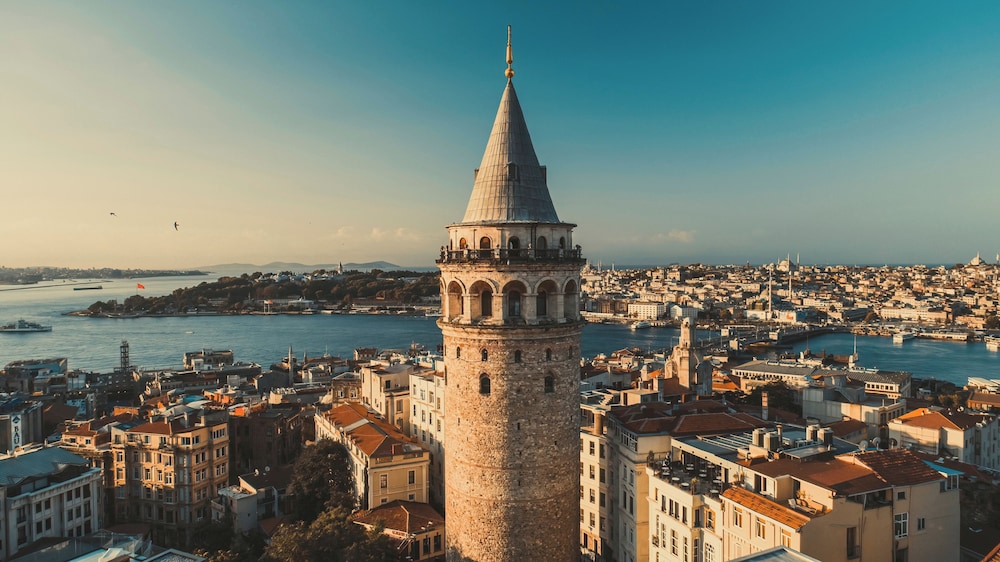 Raffles Istanbul — Attractions in the area in Istanbul, Istanbul
