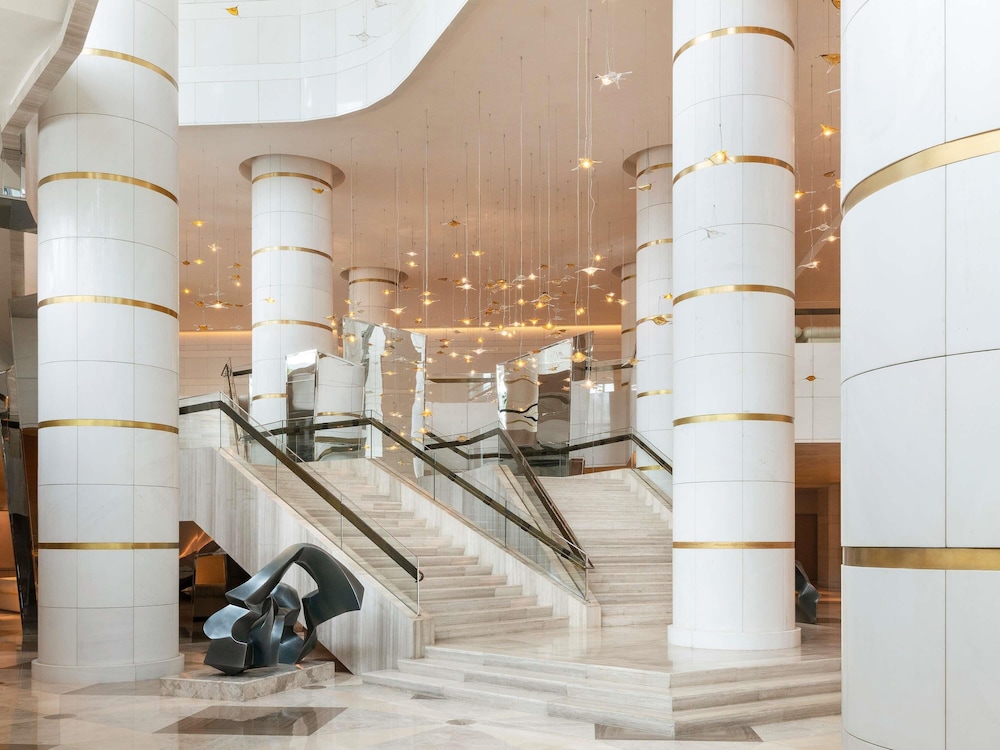 Raffles Istanbul — Hotel building in Istanbul, Istanbul